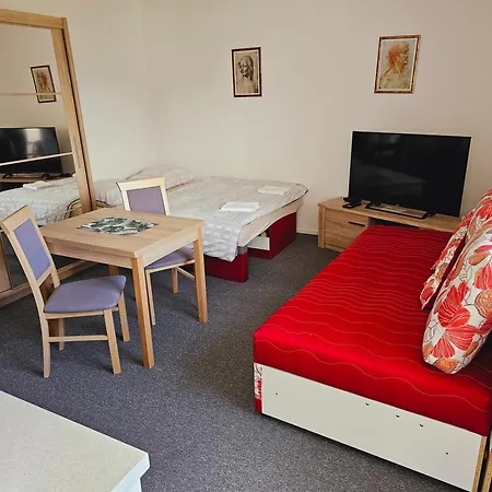 Summit Apartment